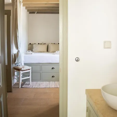 Traditional House Chora Near The Monastery Vakantiehuis *