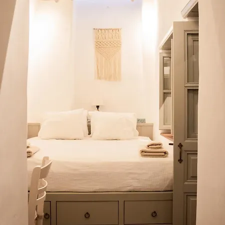 Traditional House Chora Near The Monastery * Pátmos