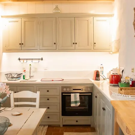 Traditional House Chora Near The Monastery Pátmos